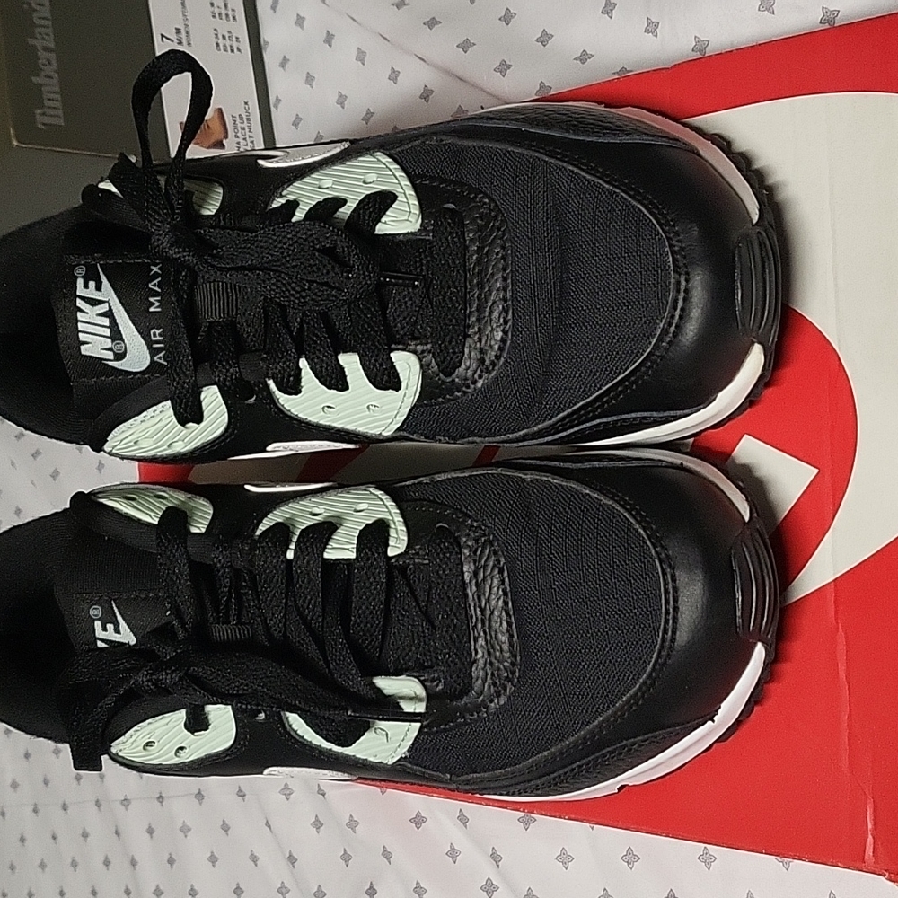 Nike Air Max 90